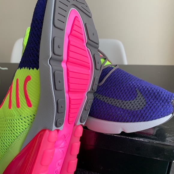Nike Air Max 270 Flyknit Mens
Regency Purple Volt

Size 10 - Brand New - Picture 2 of 2